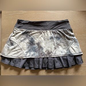 Gray and Black and white lululemon athletic skort. Size 6